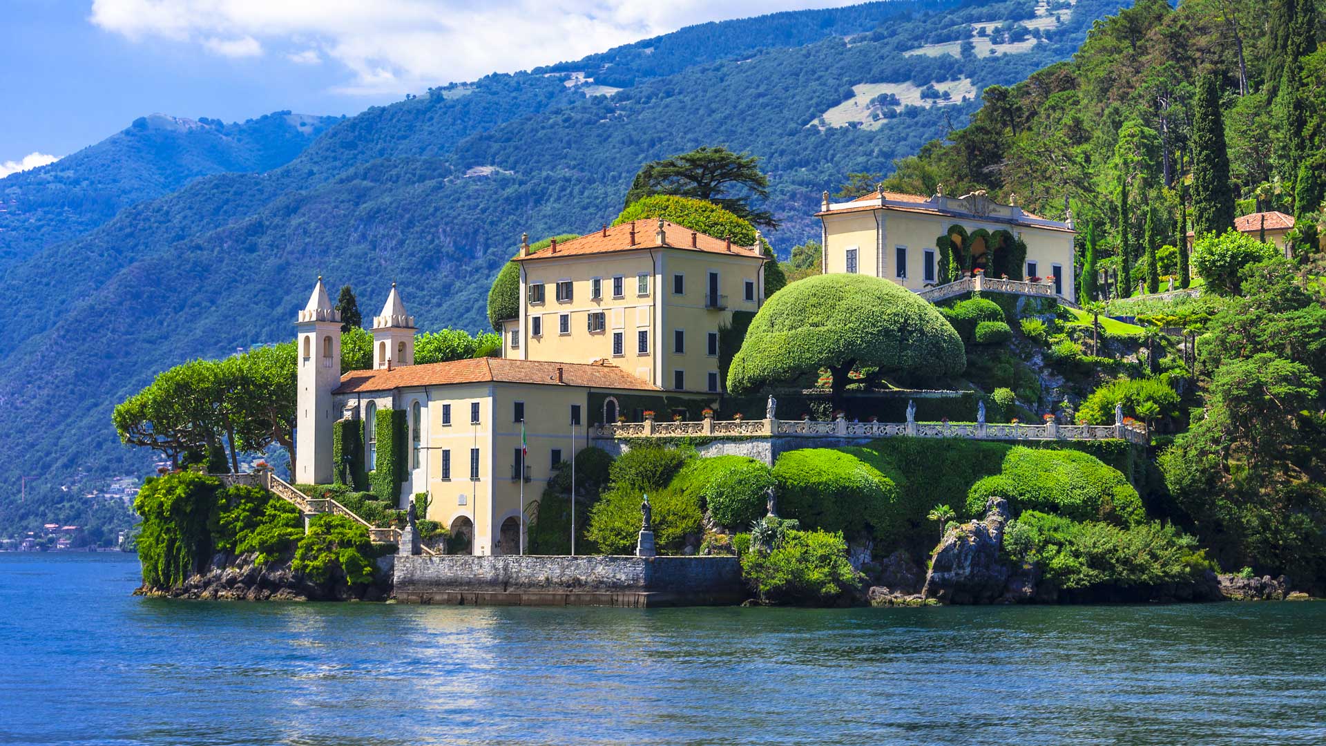 Lago di Como, di sponda in sponda tra ville e borghi caratteristici